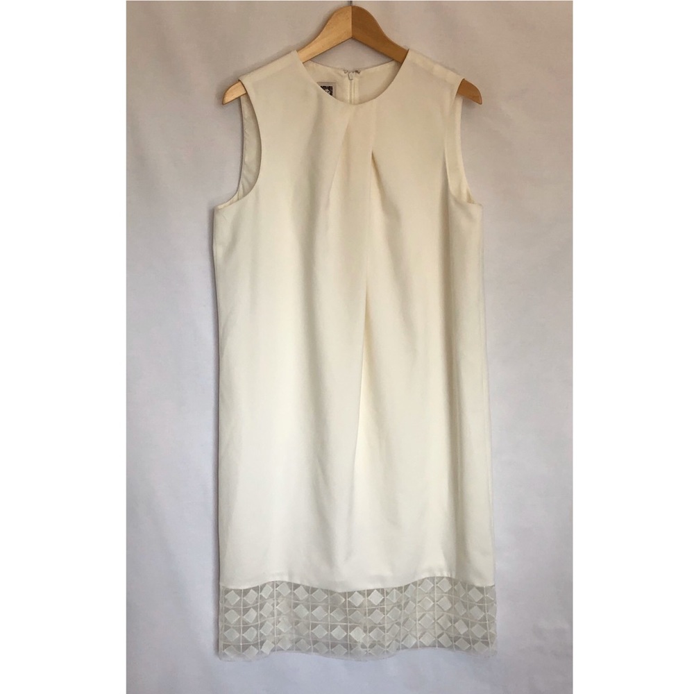 Anne Klein White lace hemmed shift dress size 14